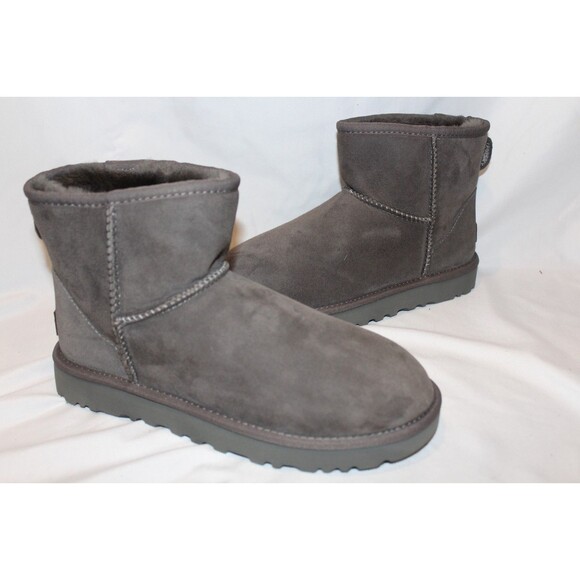 UGG Women's Classic Suede Shearling Lined Mini II Boots GRAY NWOB 8 - Picture 2 of 7